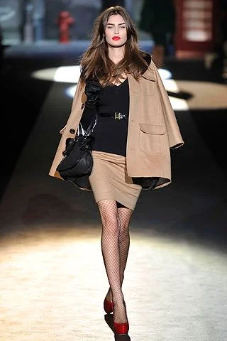 Look 10